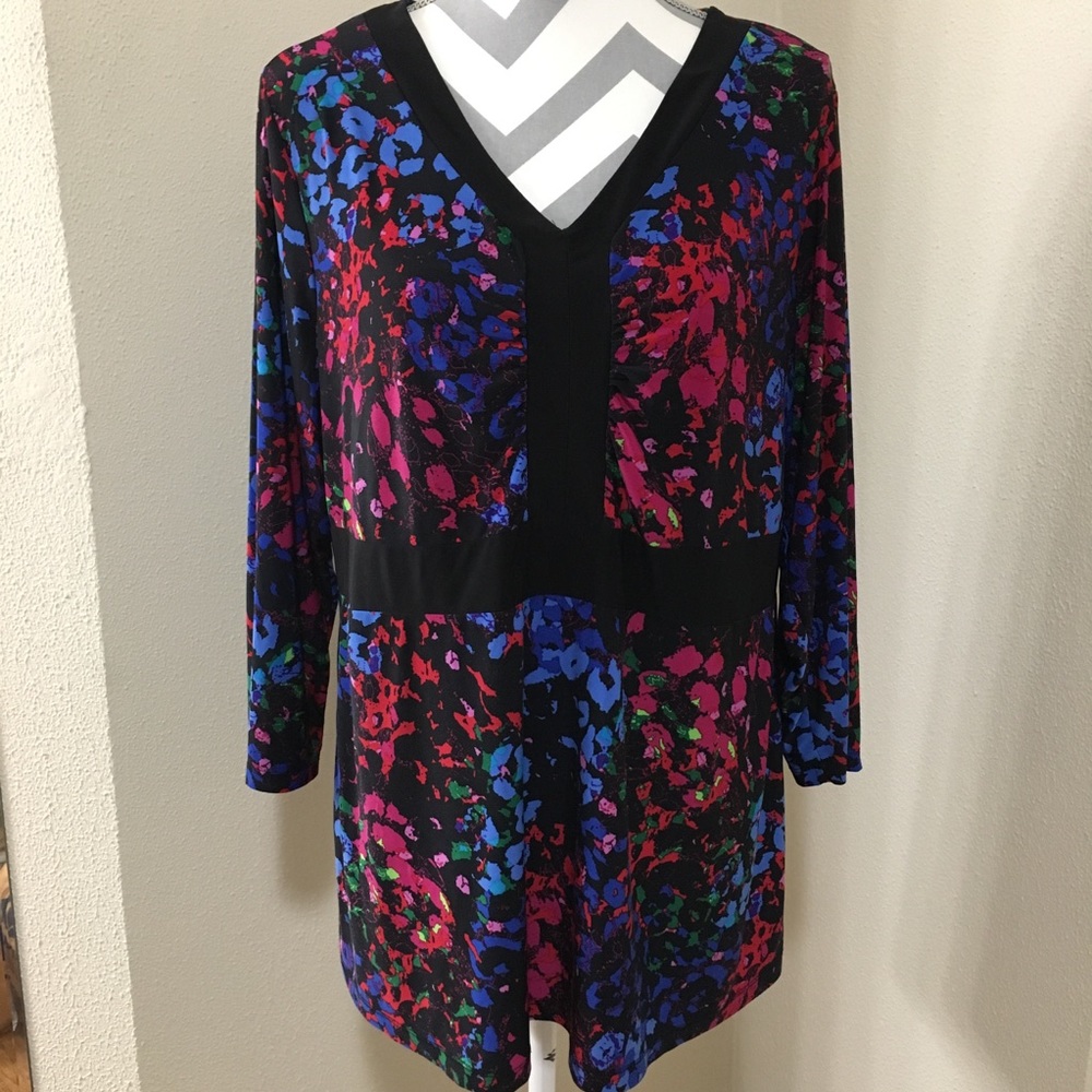 SOLD❗️Fashion Bug Top